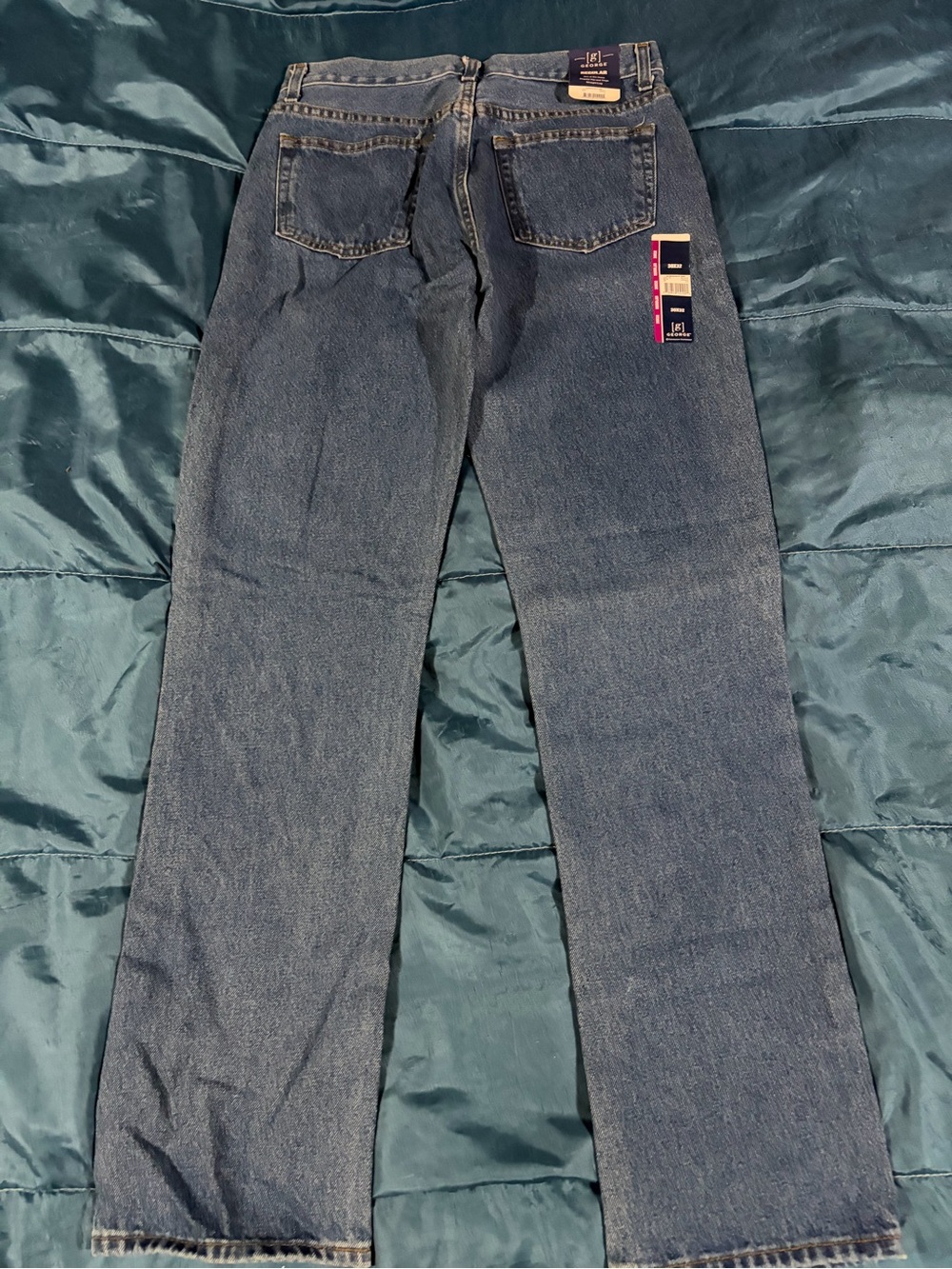 Men’s 30x32 Regular Straight Leg Jeans by George NWT